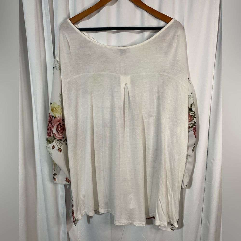 Rue21 Long Convertible Sleeve Full Zip Top Blouse Women’s Size 3X Floral Rose - Picture 9 of 9